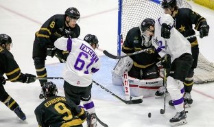 Image for news article Adirondack Thunder hold SUNY Adirondack Night